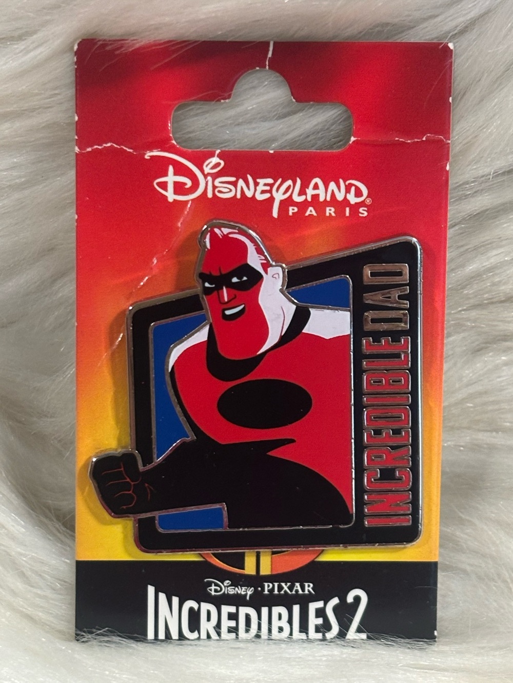 Disneyland Paris DLP Incredible Dad Pin